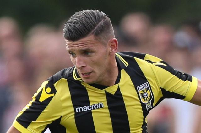 奋力拼搏 奋力拼搏