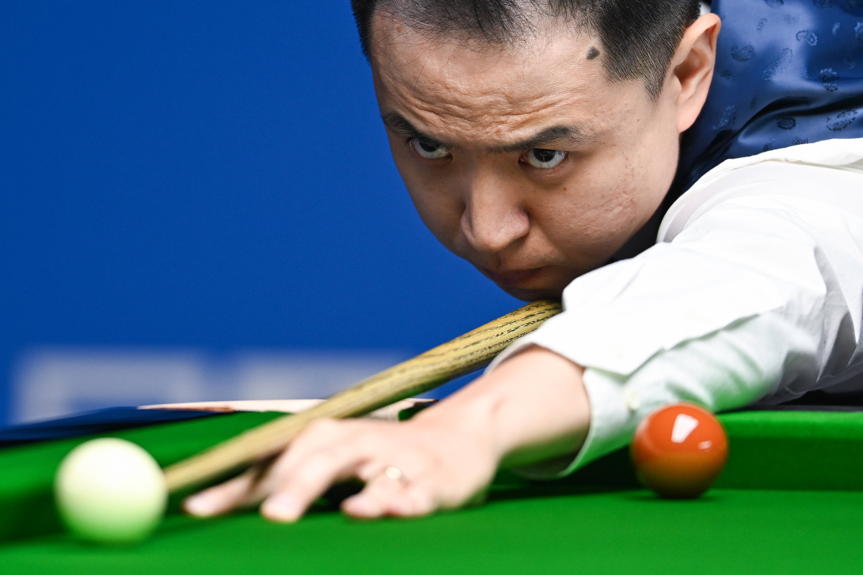 利用边路速 利用边路速